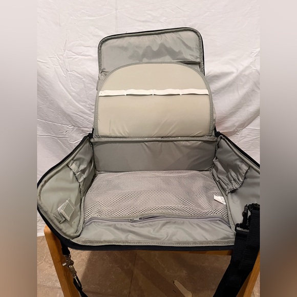 Peg-Perego Diaper Bag - Picture 4 of 7